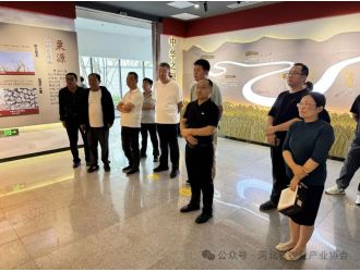 協(xié)會組織鹽山學(xué)習(xí)團(tuán)赴張家口實(shí)地培訓(xùn)
